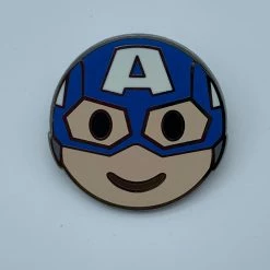 PiNS ON FiRE CAPTAiN AMERiCA CHASE VARiANT EMOJi SDCC 2017 MARVEL EXCLUSiVE ENAMEL PiN SDCC MARVEL 2017
