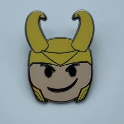 PiNS ON FiRE LOKi EMOJi SDCC 2017 MARVEL EXCLUSiVE ENAMEL PiN SDCC MARVEL 2017