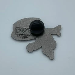 PiNS ON FiRE SKOTTiE YOUNG SPiDER-GWEN SDCC 2016 MARVEL EXCLUSiVE ENAMEL PiN SDCC MARVEL 2016