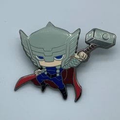 PiNS ON FiRE THOR NYCC 2016 MARVEL EXCLUSiVE ENAMEL PiN