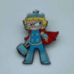 PiNS ON FiRE NYCC MARVEL 2015 SKOTTiE YOUNG THOR NYCC 2015 MARVEL EXCLUSiVE ENAMEL PiN
