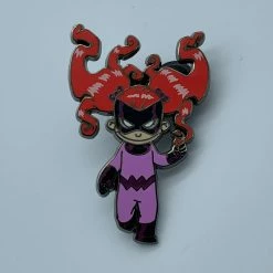 PiNS ON FiRE SKOTTiE YOUNG MEDUSA NYCC 2015 MARVEL EXCLUSiVE ENAMEL PiN