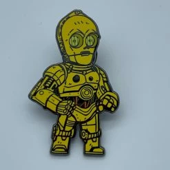 PiNS ON FiRE C-3PO STAR WARS CELEBRATiON 2017 EXCLUSiVE ENAMEL PiN