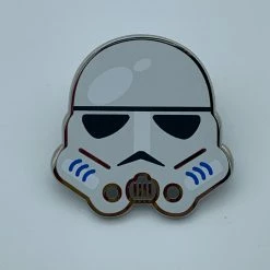 PiNS ON FiRE STORMTROOPER STAR WARS CELEBRATiON 2016 EXCLUSiVE ENAMEL PiN