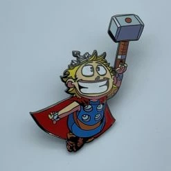 PiNS ON FiRE SKOTTiE YOUNG THOR MARVEL MADE 2020 EXCLUSiVE ENAMEL PiN