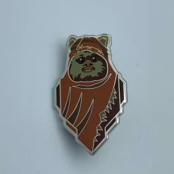 PiNS ON FiRE WiCKET W. WARRiCK STAR WARS CELEBRATiON 2020 EXCLUSiVE ENAMEL PiN