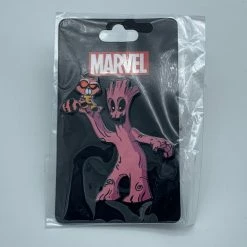 PiNS ON FiRE NYCC MARVEL 2018 SKOTTiE YOUNG GROOT & ROCKET RACCOON NYCC 2018 MARVEL EXCLUSiVE ENAMEL PiN